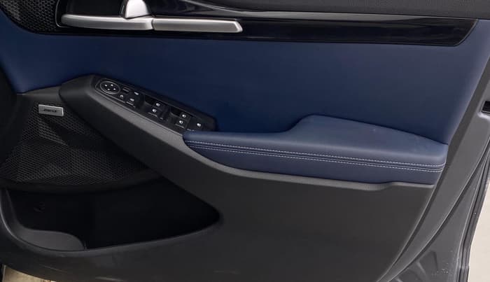 2021 KIA SELTOS X LINE 1.4 PETROL DCT, Petrol, Automatic, 58,027 km, Driver Side Door Panels Control
