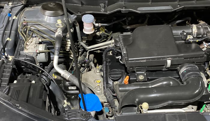 2023 Maruti BREZZA ZXI + SMART HYBRID, Petrol, Manual, 14,576 km, Engine View - Right