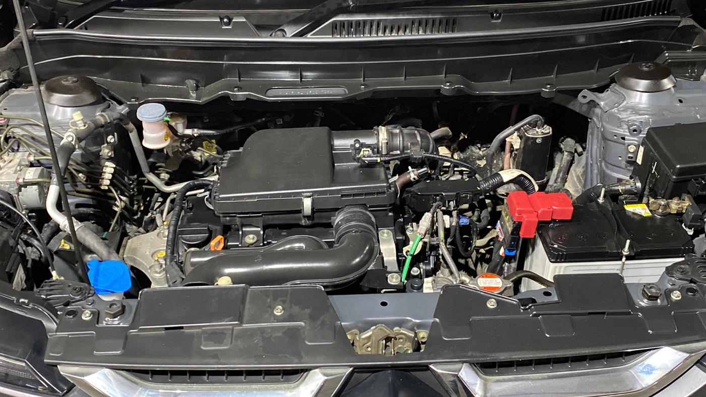2023 Maruti BREZZA ZXI + SMART HYBRID, Petrol, Manual, 14,576 km, Engine View