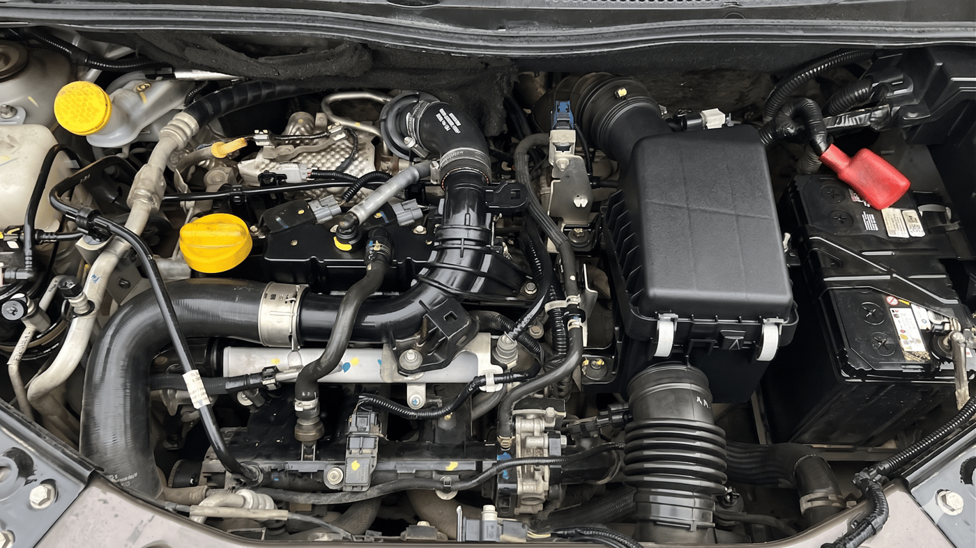 2021 Nissan MAGNITE XV PREMIUM TURBO (O), Petrol, Manual, 56,284 km, Engine View