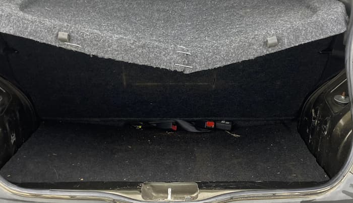 2022 Renault Kwid RXT 1.0 AMT, Petrol, Automatic, 25,832 km, Boot Inside