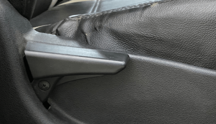 2018 Tata Tiago XTA PETROL, Petrol, Automatic, 41,892 km, Driver Side Adjustment Panel