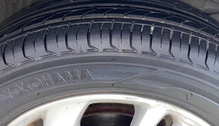 2020 Honda Amaze 1.2L I-VTEC VX CVT, Petrol, Automatic, 38,178 km, Right Front Tyre Tread