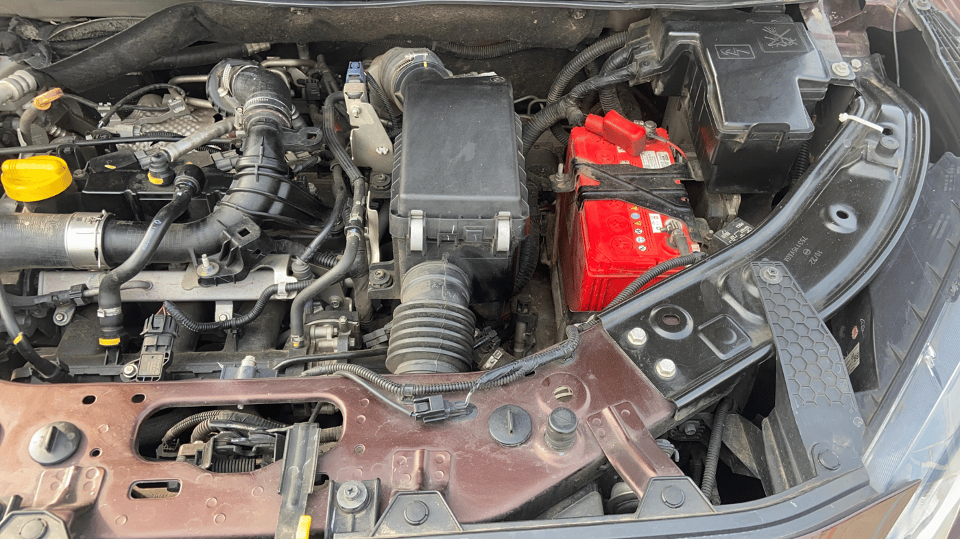 2022 Nissan MAGNITE XV TURBO CVT DUAL TONE, Petrol, Automatic, 58,673 km, Engine View - Left