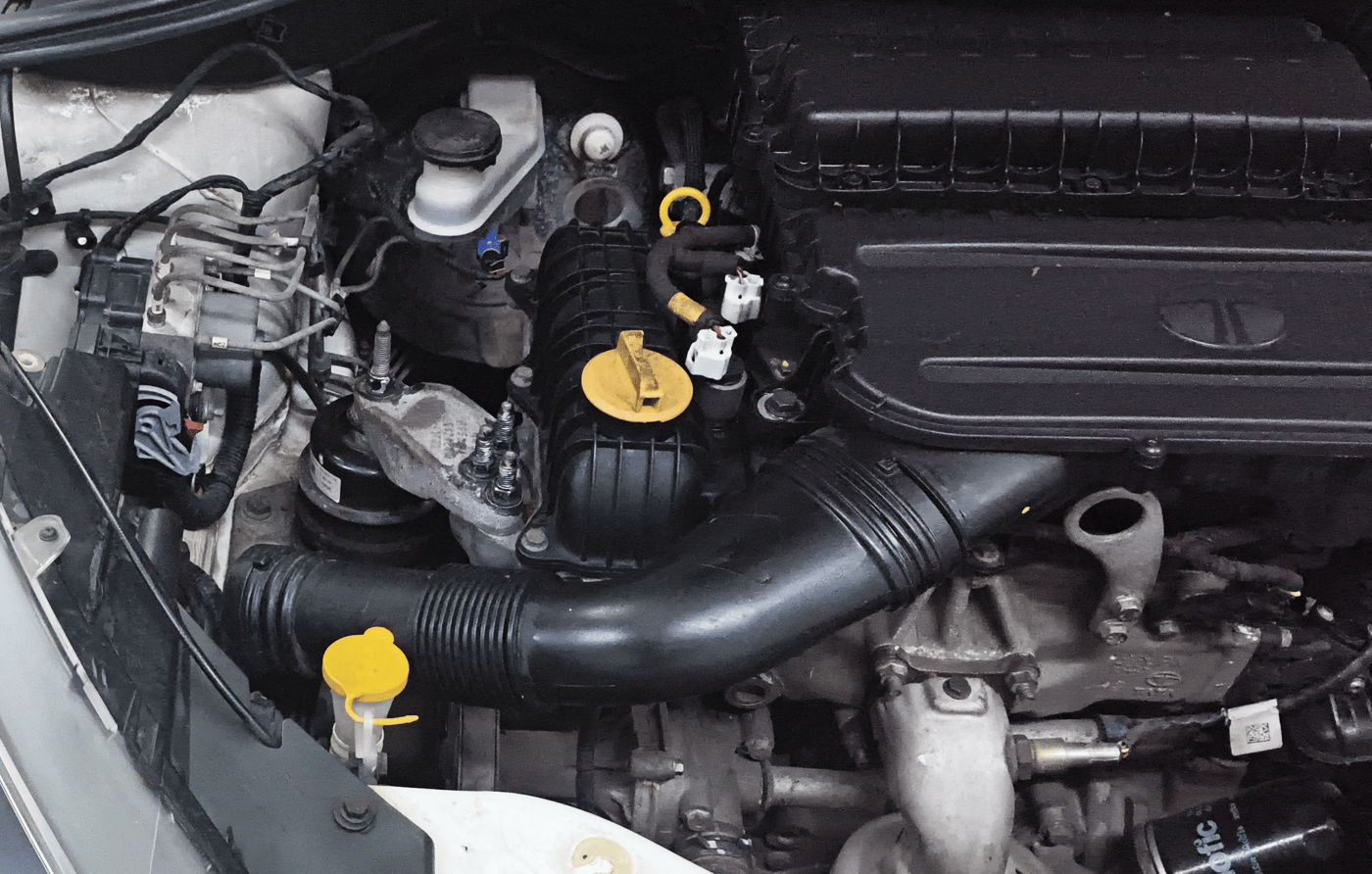 2022 Tata Tiago XM CNG, CNG, Manual, 65,111 km, Engine View - Right