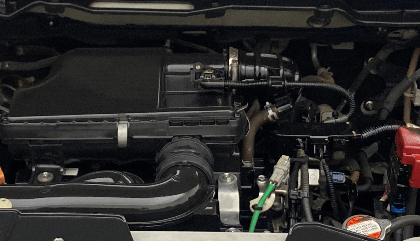 2023 Maruti BREZZA VXI SMART HYBRID, Petrol, Manual, 73,166 km, Engine View