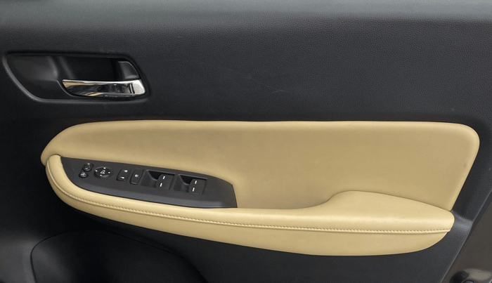 2021 Honda City 1.5L I-VTEC ZX CVT, Petrol, Automatic, 56,558 km, Driver Side Door Panels Control