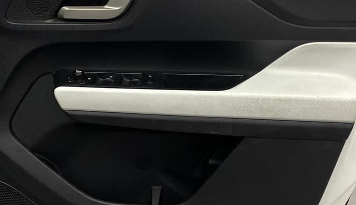 2024 Tata PUNCH  Creative MT Sunroof , Petrol, Manual, 15,446 km, Driver Side Door Panels Control