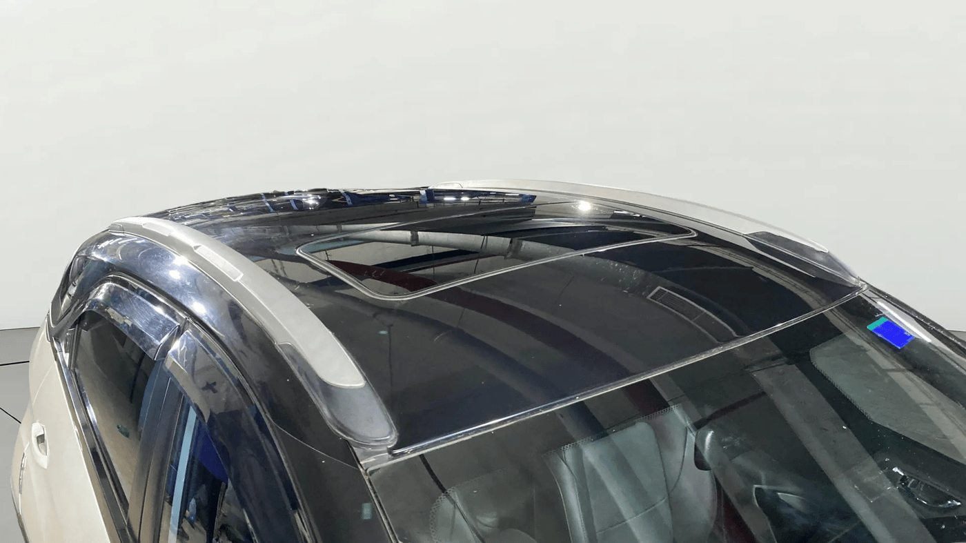 2024 Tata NEXON FEARLESS + S P MT, Petrol, Manual, 8,307 km, Moonroof/ Sunroof