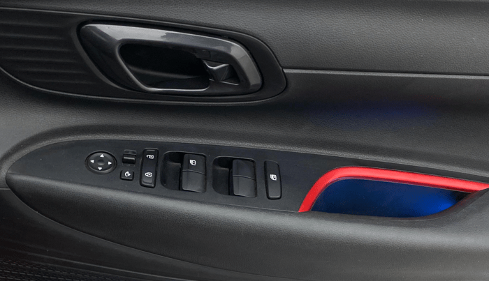 2021 Hyundai NEW I20 ASTA (O) 1.2 MT, Petrol, Manual, 34,454 km, Driver Side Door Panels Control