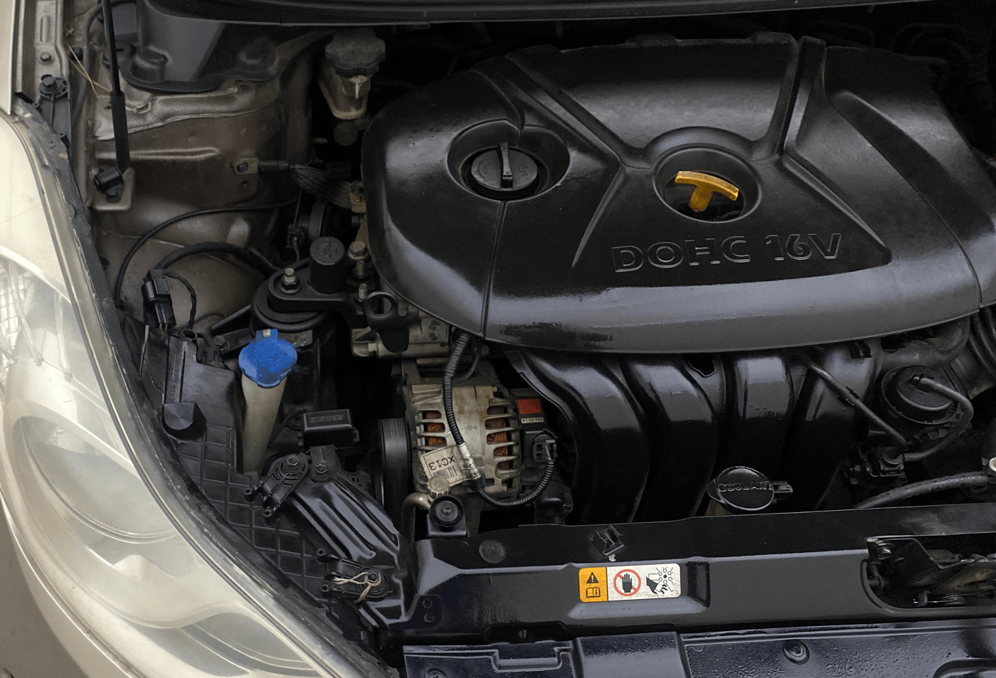 2013 Hyundai New Elantra 1.8 SX MT VTVT, Petrol, Manual, 1,15,979 km, Engine View - Right