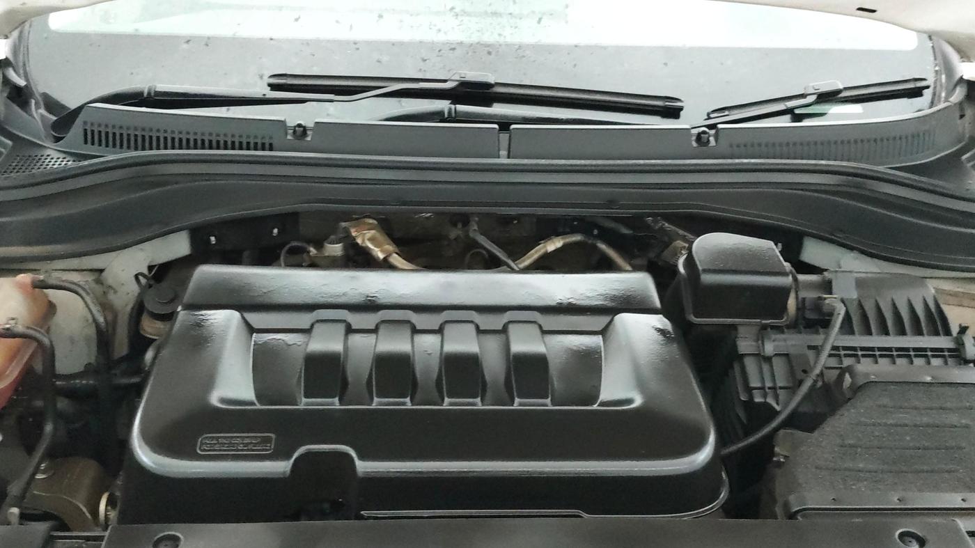 2024 Mahindra XUV700 AX 7 LUXURY D AT 7 STR, Diesel, Automatic, 52,611 km, Engine View