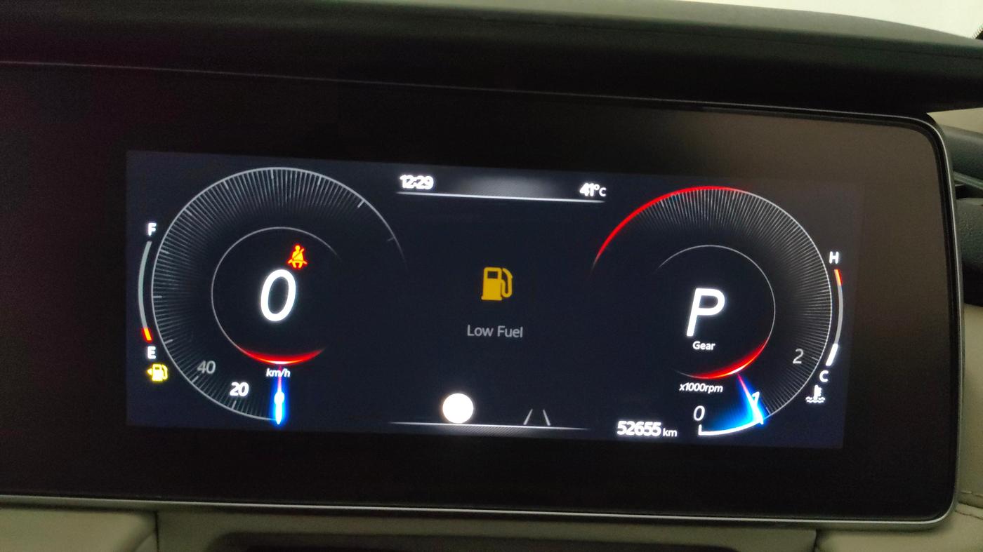 2024 Mahindra XUV700 AX 7 LUXURY D AT 7 STR, Diesel, Automatic, 52,611 km, Odometer Image