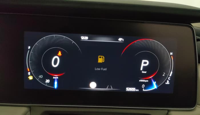 2024 Mahindra XUV700 AX 7 LUXURY D AT 7 STR, Diesel, Automatic, 52,611 km, Odometer Image