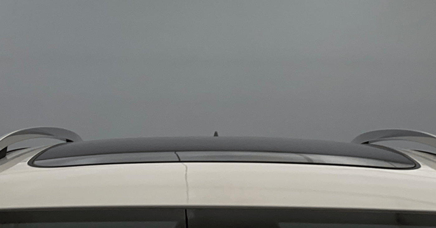 2025 MG ASTOR Select 1.5 MT (Ivory), Petrol, Manual, 4,896 km, Moonroof/ Sunroof