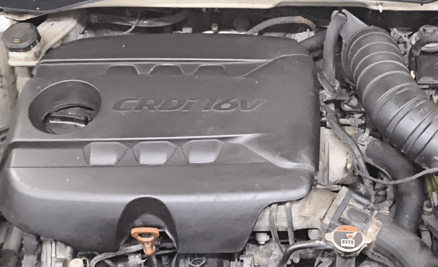 2020 Hyundai VENUE SX 1.4 CRDI, Diesel, Manual, 1,41,823 km, Engine View