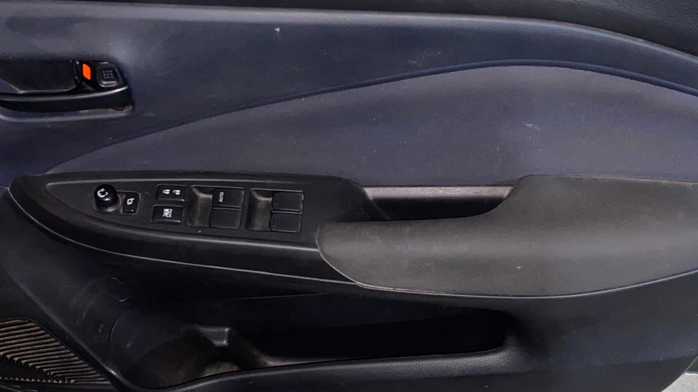 2023 Maruti Baleno DELTA PETROL 1.2, Petrol, Manual, 29,257 km, Driver Side Door Panels Control