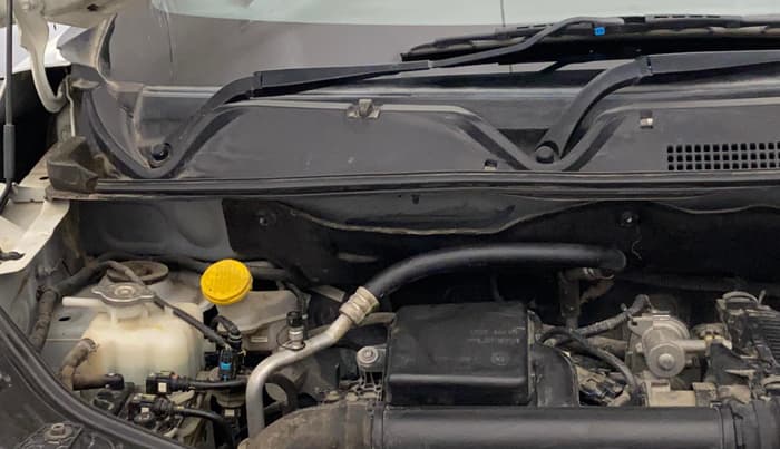 2021 Nissan MAGNITE XV MT, Petrol, Manual, 25,400 km, Engine View - Right