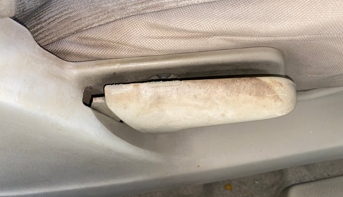 2014 Maruti Ertiga VXI, Petrol, Manual, 85,713 km, Driver Side Adjustment Panel