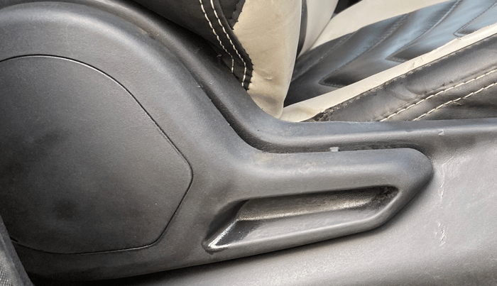 2022 Tata TIGOR XZ PLUS CNG, CNG, Manual, 1,02,167 km, Driver Side Adjustment Panel