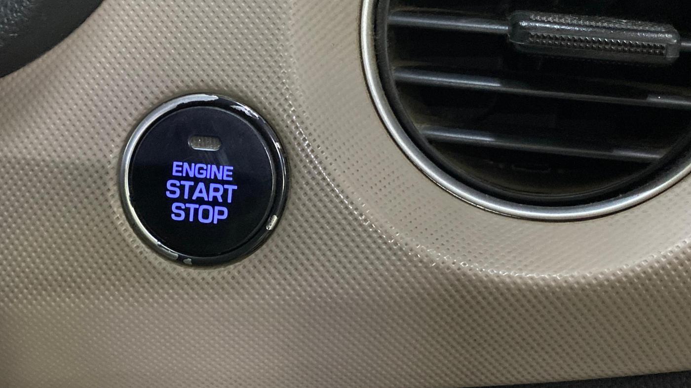 2016 Hyundai Grand i10 ASTA 1.2 KAPPA VTVT, Petrol, Manual, 51,365 km, Keyless Start/ Stop Button