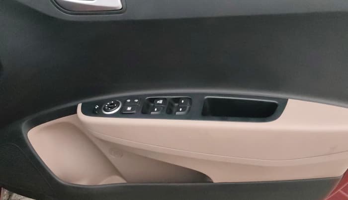 2015 Hyundai Grand i10 SPORTZ 1.2 KAPPA VTVT, Petrol, Manual, 26,180 km, Driver Side Door Panels Control