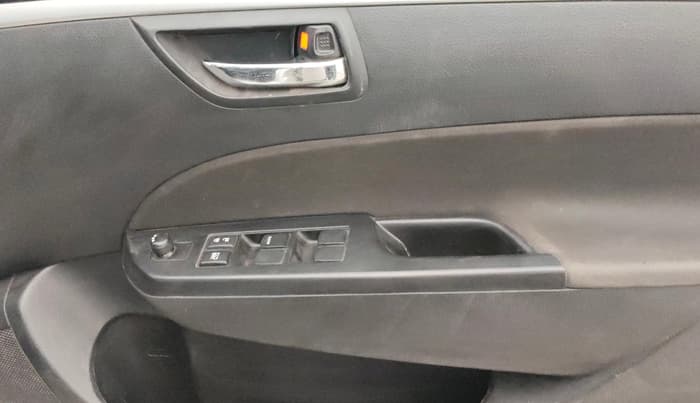 2013 Maruti Swift VXI, Petrol, Manual, 21,231 km, Driver Side Door Panels Control