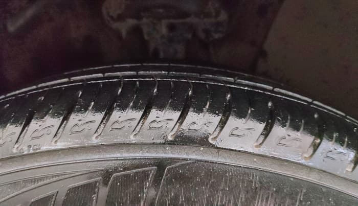 2023 Hyundai VENUE S (O) 1.0 Turbo Petrol DCT, Petrol, Automatic, 18,221 km, Right Front Tyre Tread