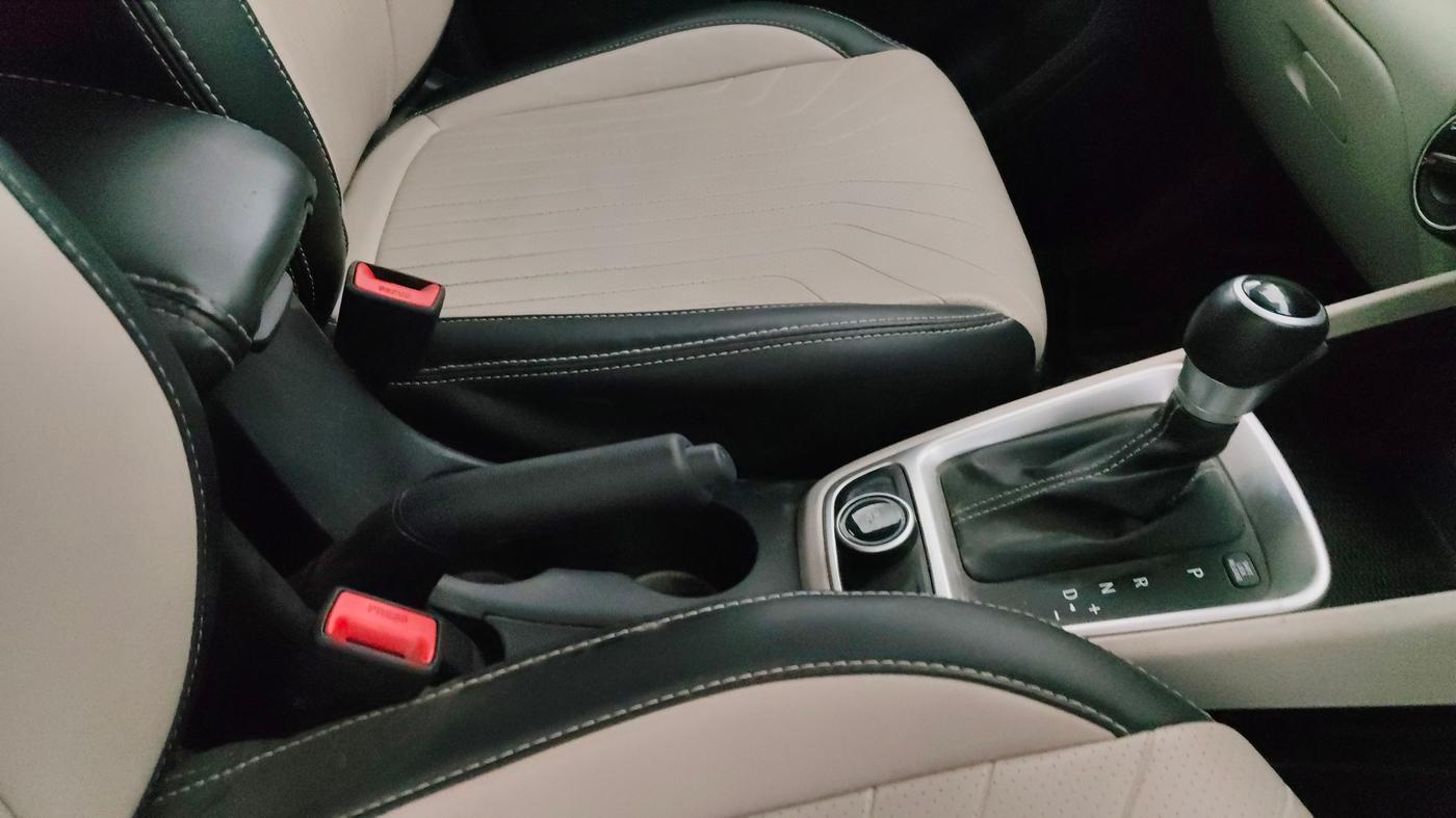2023 Hyundai VENUE S (O) 1.0 Turbo Petrol DCT, Petrol, Automatic, 18,221 km, Gear Lever