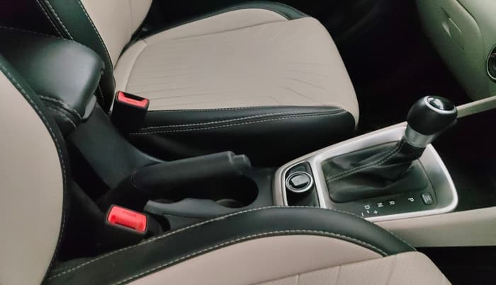 2023 Hyundai VENUE S (O) 1.0 Turbo Petrol DCT, Petrol, Automatic, 18,221 km, Gear Lever
