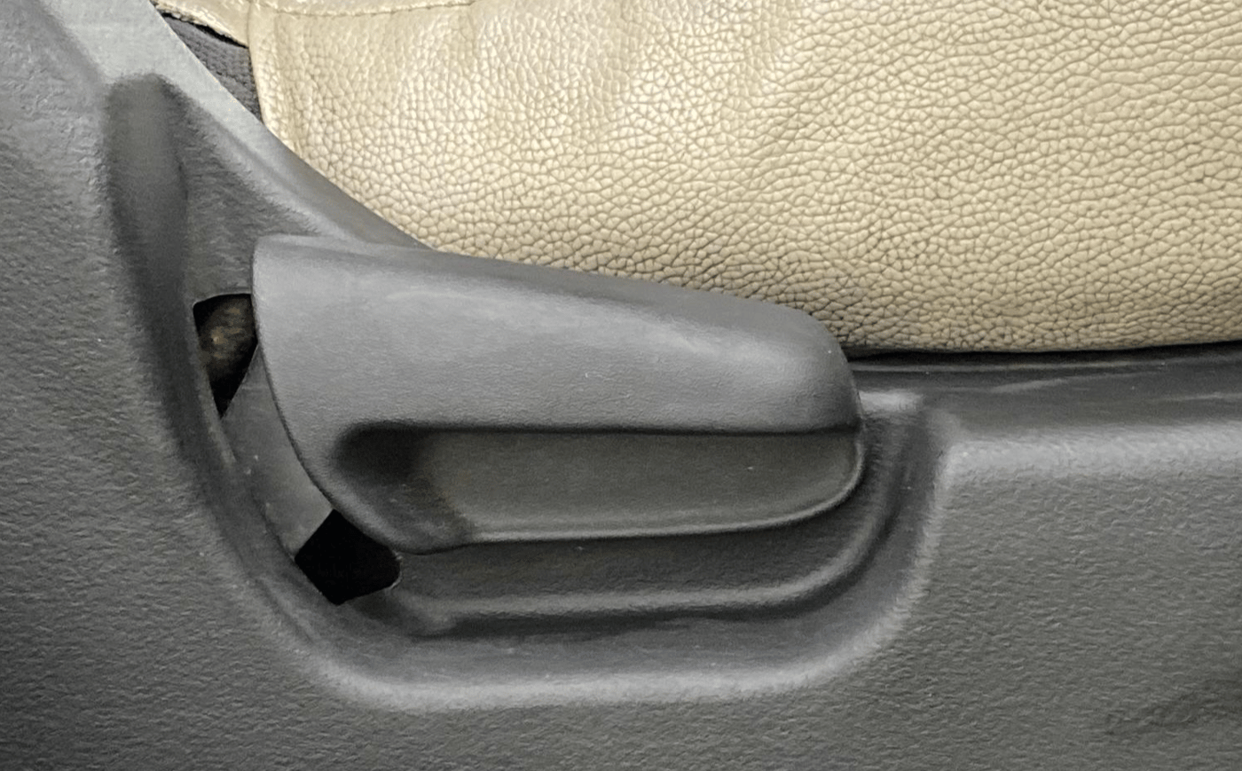 2014 Maruti Wagon R 1.0 LXI CNG, CNG, Manual, 73,657 km, Driver Side Adjustment Panel