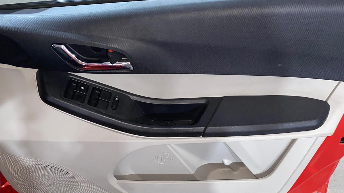 2024 Tata Tiago XZ PLUS PETROL, Petrol, Manual, 8,146 km, Driver Side Door Panels Control