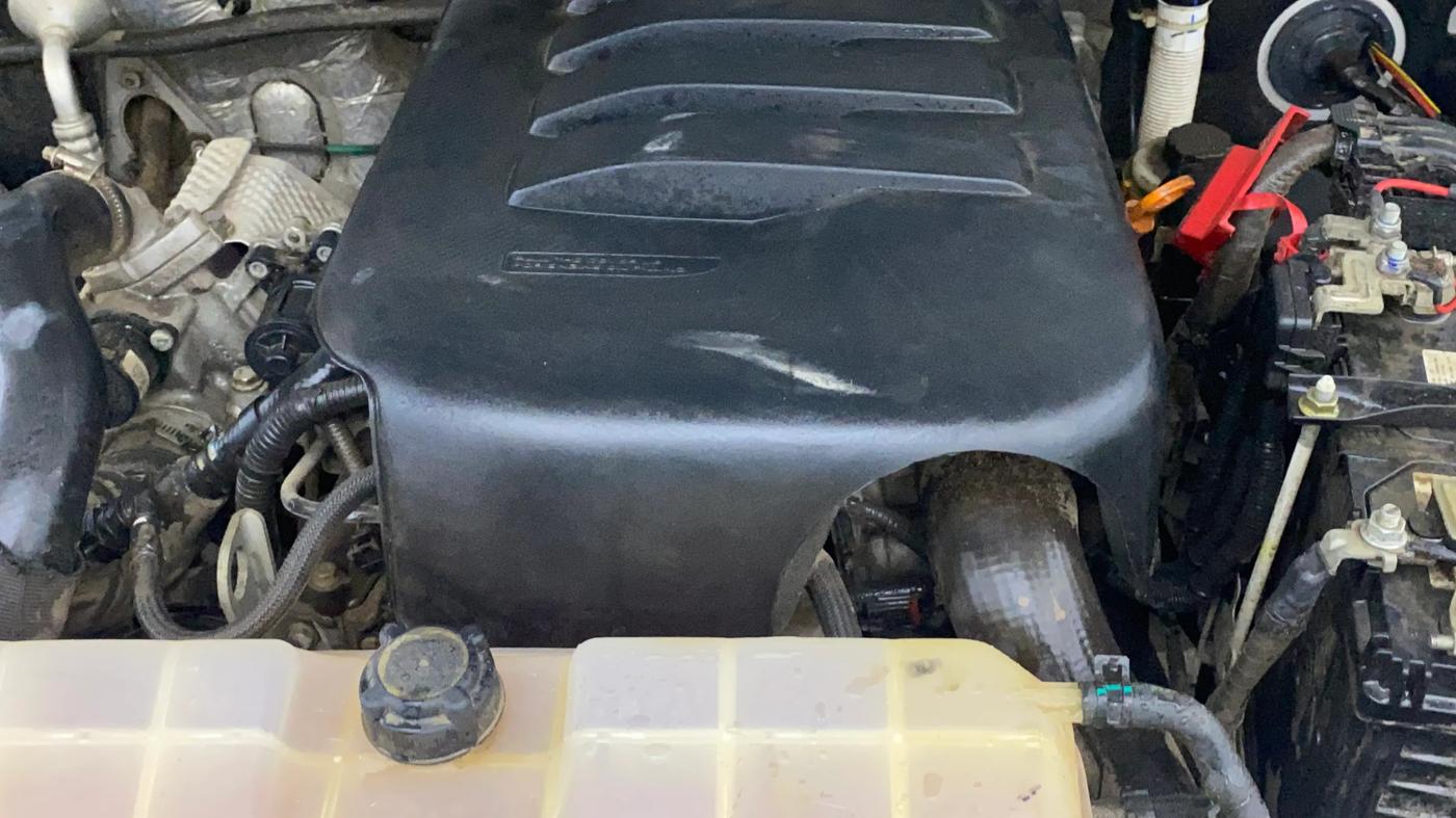 2023 Mahindra Thar LX P 2WD AT HT, Petrol, Automatic, 31,585 km, Engine View - Left