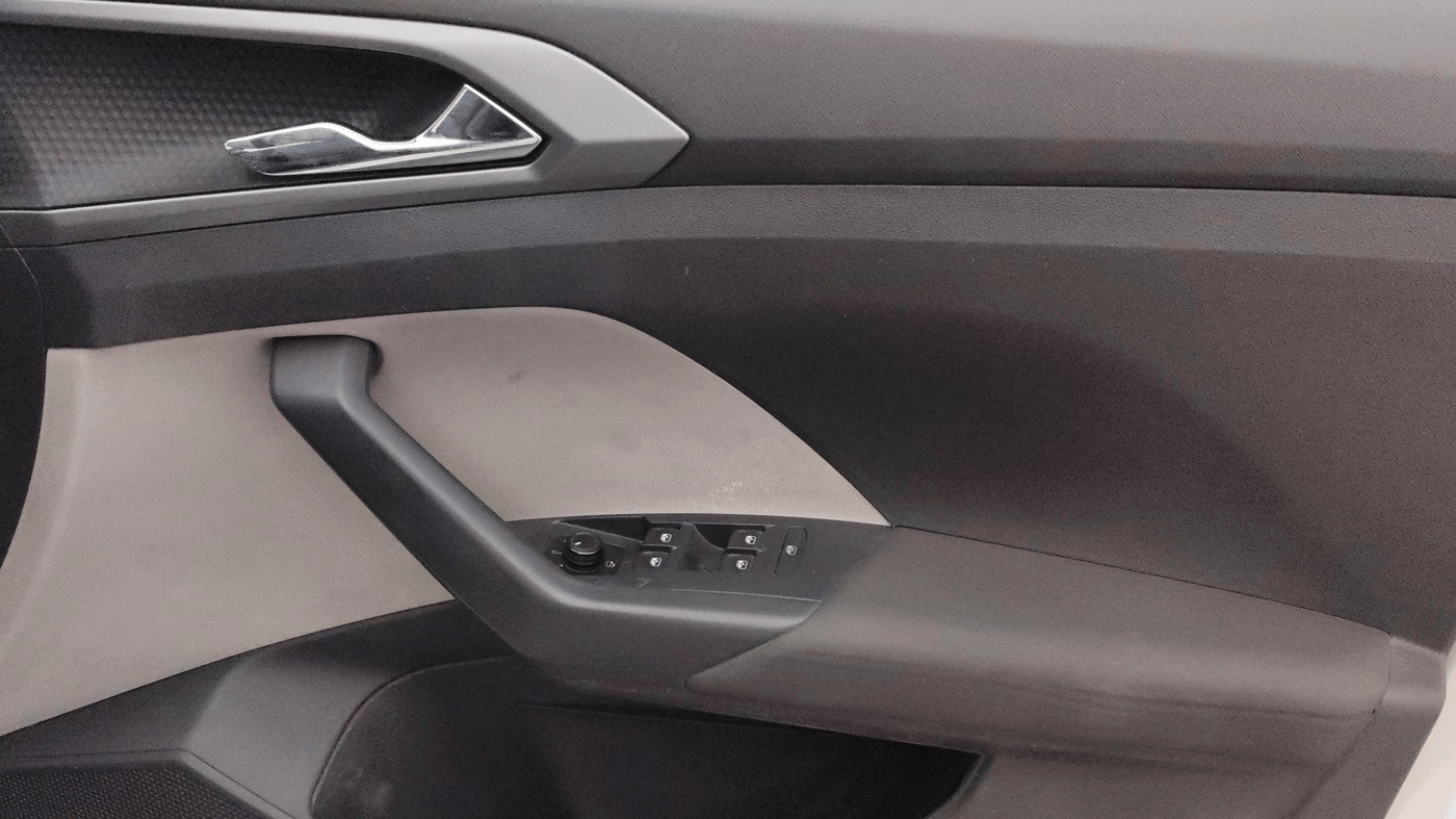 2021 Skoda KUSHAQ AMBITION 1.0L TSI AT, Petrol, Automatic, 1,12,663 km, Driver Side Door Panels Control