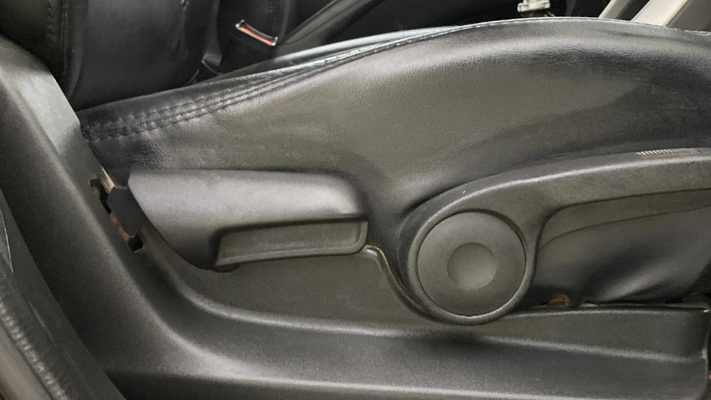 2015 Maruti S Cross ZETA 1.6, Diesel, Manual, 91,535 km, Driver Side Adjustment Panel