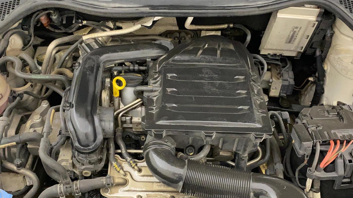 2020 Skoda Rapid STYLE TSI, Petrol, Manual, 95,411 km, Engine View