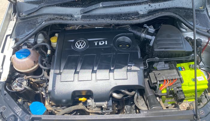2017 Volkswagen Ameo HIGHLINE PLUS 1.5L AT 16 ALLOY, Diesel, Automatic, 1,06,109 km, Engine View