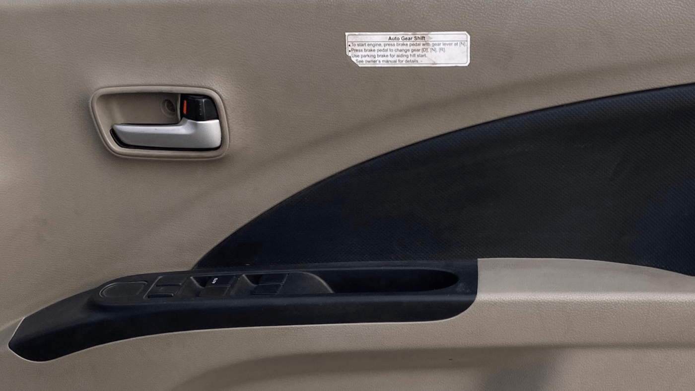 2016 Maruti Celerio VXI AMT, Petrol, Automatic, 50,687 km, Driver Side Door Panels Control