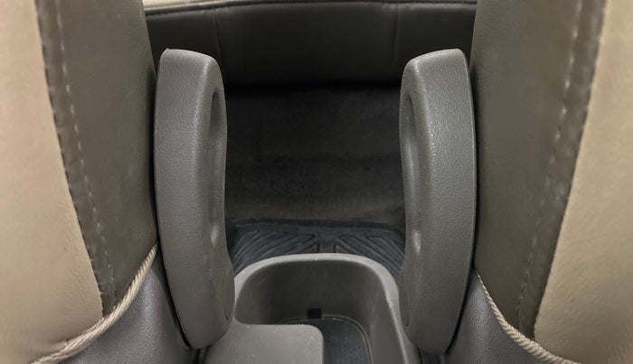 2013 Hyundai i10 ERA 1.1 IRDE, Petrol, Manual, 53,594 km, Driver Side Adjustment Panel