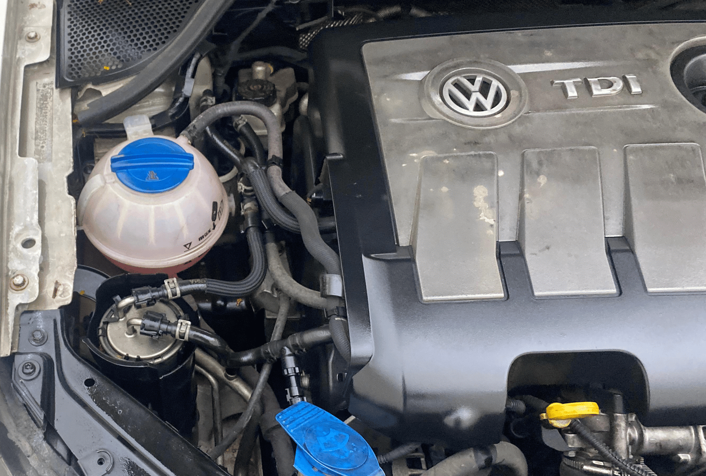 2014 Volkswagen Vento HIGHLINE DIESEL 1.6, Diesel, Manual, 1,05,013 km, Engine View - Right