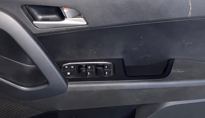2017 Hyundai Creta SX PLUS 1.6 PETROL, Petrol, Manual, 91,198 km, Driver Side Door Panels Control