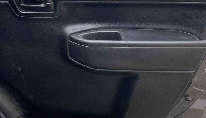 2023 Maruti S PRESSO VXI+, Petrol, Manual, 71,115 km, Driver Side Door Panels Control