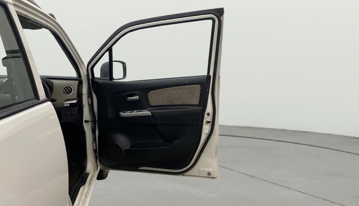 2015 Maruti Wagon R 1.0 VXI, Petrol, Manual, 58,548 km, Driver Side Adjustment Panel