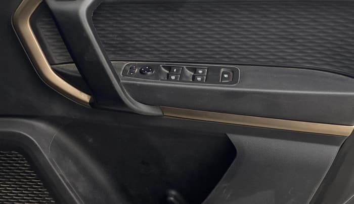 2022 Renault Kiger RXT (O) MT, Petrol, Manual, 78,379 km, Driver Side Door Panels Control