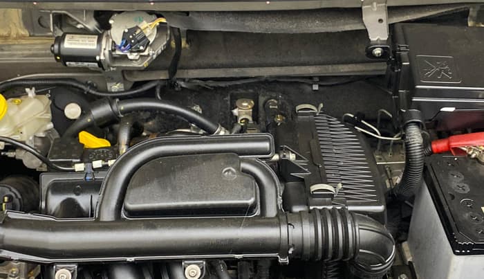 2024 Renault Kwid RXT 1.0, Petrol, Manual, 2,605 km, Engine View
