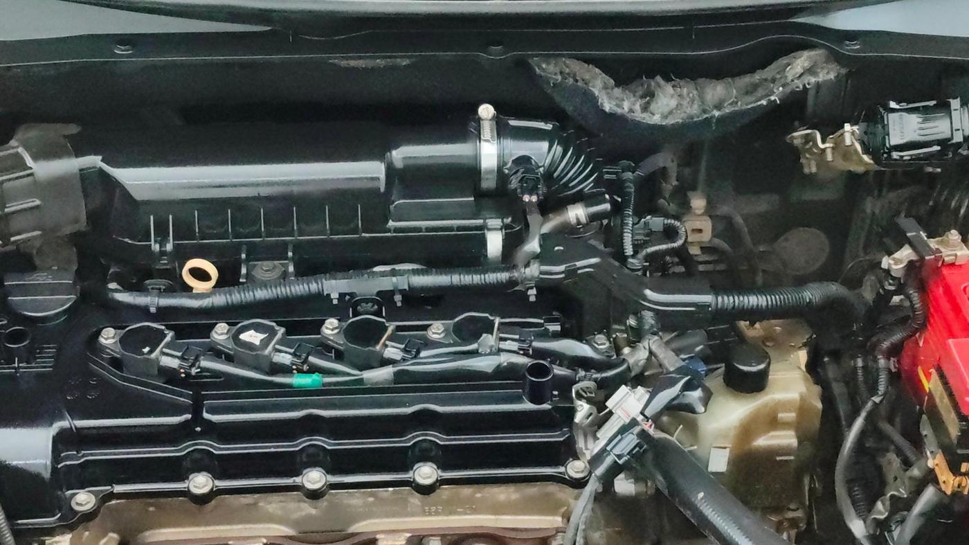 2017 Maruti Dzire ZXI PLUS AMT, Petrol, Automatic, 82,215 km, Engine View