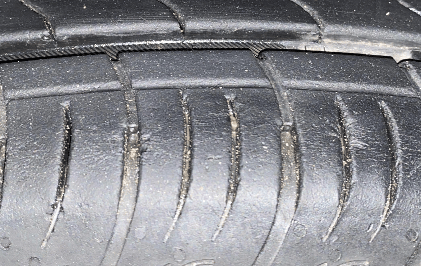 2024 Maruti BREZZA VXI S-CNG, CNG, Manual, 15,286 km, Right Front Tyre Tread