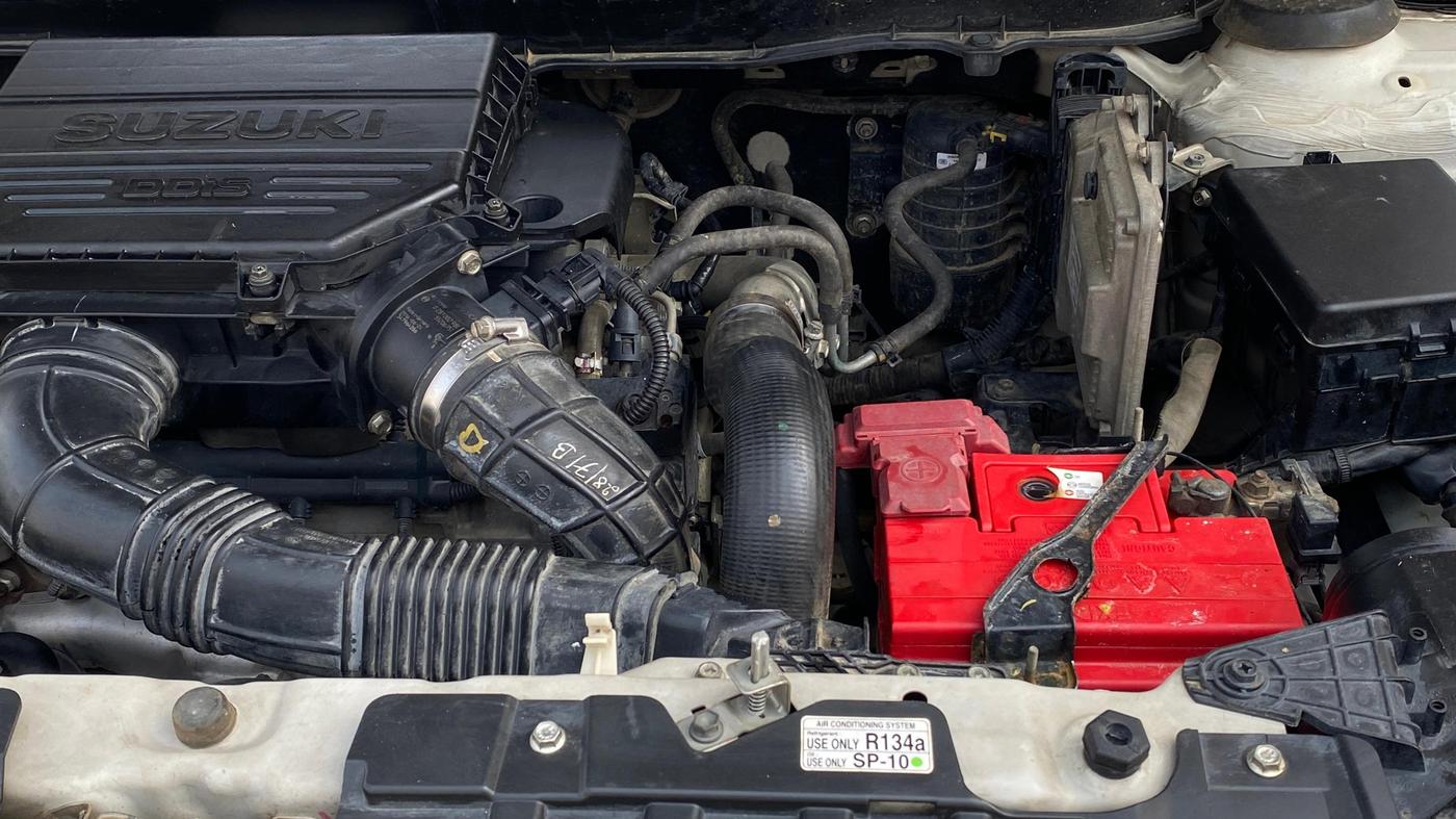 2016 Maruti Vitara Brezza VDI, Diesel, Manual, 65,000 km, Engine View - Left