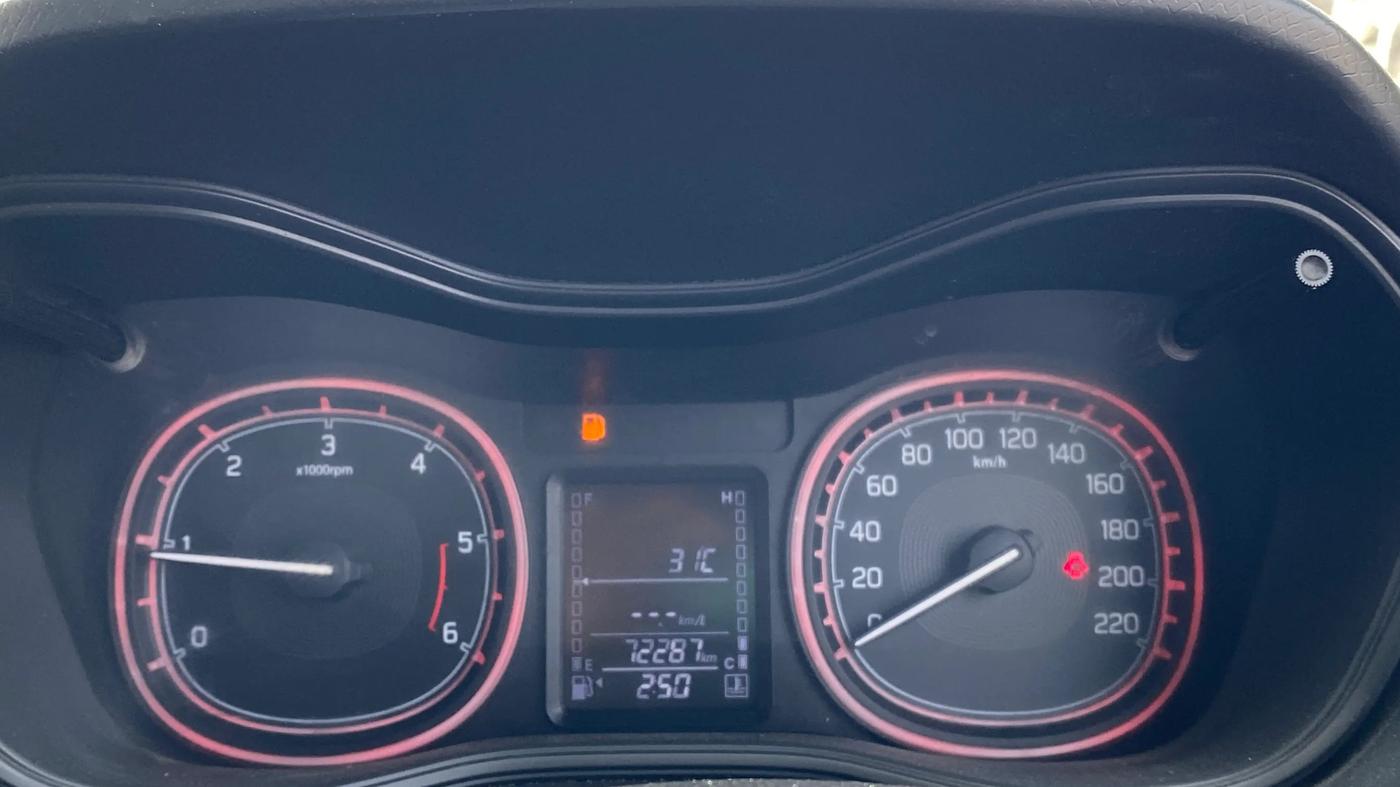 2016 Maruti Vitara Brezza VDI, Diesel, Manual, 65,000 km, Odometer Image