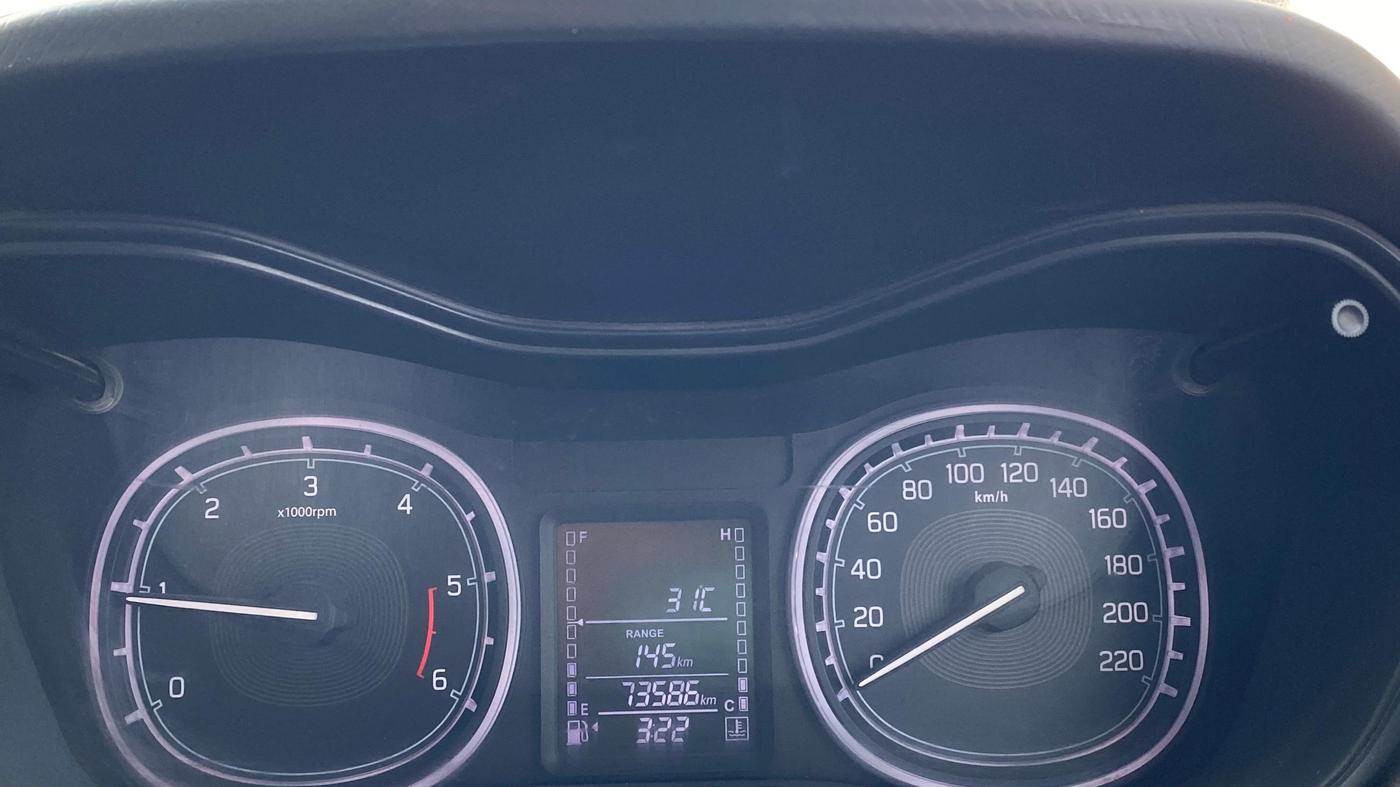 2016 Maruti Vitara Brezza ZDI, Diesel, Manual, 73,581 km, Odometer Image